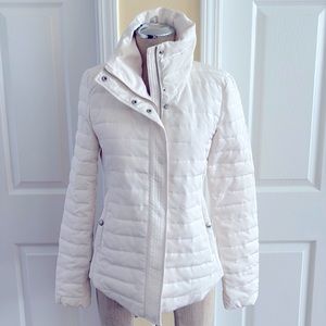 Loft white cute puffer jacket. Zipper front & or snap closure. High neck detail